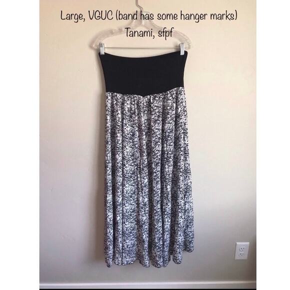 Tanami Large Black and White Maxi Skirt - Picture 1 of 2